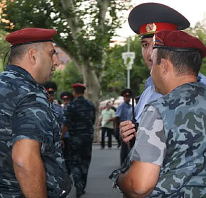 ՏԵՍԱՆՅՈՒԹ - Ալիկ Սարգսյան. «Կարմիր բերետավորները բոբո ձյաձյա չեն»