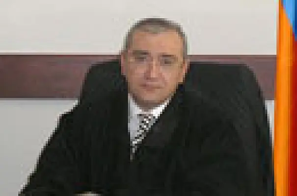Սերժ Սարգսյանը դադարեցրել է ՀՀ վերաքննիչ վարչական դատա­րանի նախագահի լիազորությունները