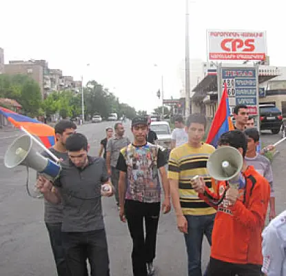 ՀԱԿ-ի երիտասարդները երթեր կանցկացնեն