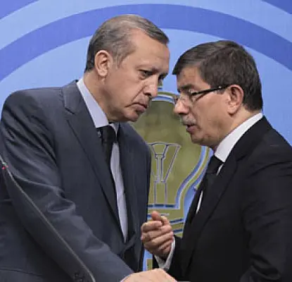 Turkey Foreign Ministry Contradicts PM on Accepting Earthquake Aid