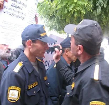 «Алла! Алла!». В Цхинвали началась стрельба