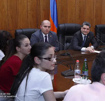 Վարչապետը բրյուսովցիներին ասել է, որ Աշոտյանը գործել է համաձայն օրենսդրության