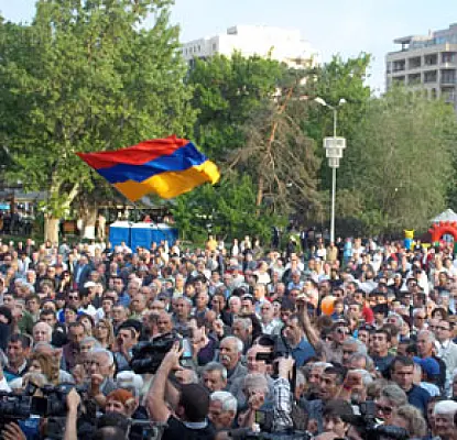 Լևոն Տեր-Պետրոսյանի ելույթը մայիսի 8-ի հանրահավաքին