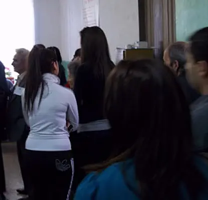 «...կամ էլ գործից սիկտիր». Վստահված անձն ու լրագրողը խախտումներ են արձանագրել Քաջարանում