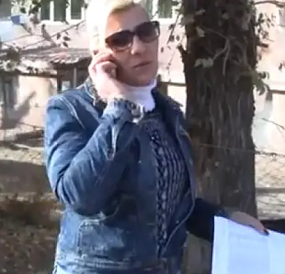 «Որովհետև գայլը ընդե ա». Լրագրողից խլում են ձայնագրիչը, հորդորում են «հելնել ստուց» (ՏԵՍԱՆՅՈՒԹ)