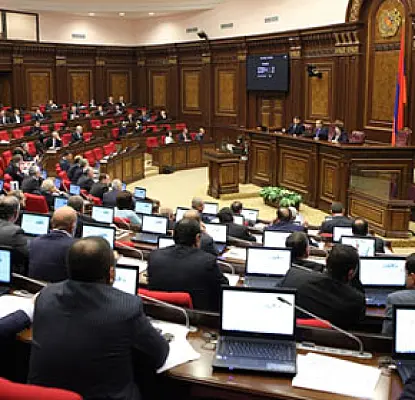 ՀՀԿ խմբակցությունը քննարկում է արտահերթ նստաշրջան անցկացնելու առաջարկը