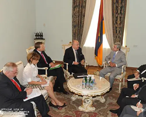 Հրադադարի խախտումը բացասաբար է անդրադառնում բանակցային գործընթացի վրա. ՄԽ