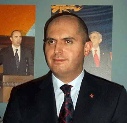 Արմեն Աշոտյանը հակադարձել է ընդդիմությանը՝ հիշելով «Եվրատեսիլն» ու «Լասկովիյ մայը»